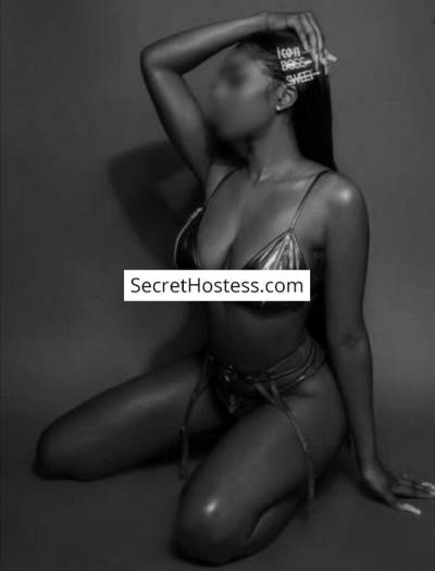 26 Year Old Ebony Escort Abidjan Black Hair Brown eyes - Image 8