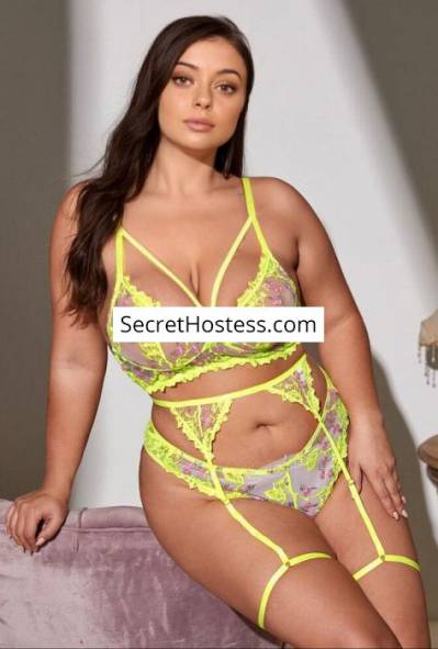 27 Year Old Caucasian Escort Riga Brown Hair Green eyes - Image 4