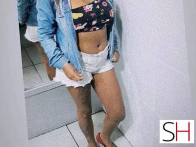 Morena peituda acompanhantes de sexo quem quiser in Sao Paulo