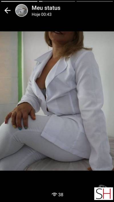 38 year old White Escort in Porto Alegre Centro Porto Alegre Centro terapêutico Eliza