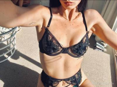 Hazel eyes and a gorgeous face! located in the central coast in Gosford