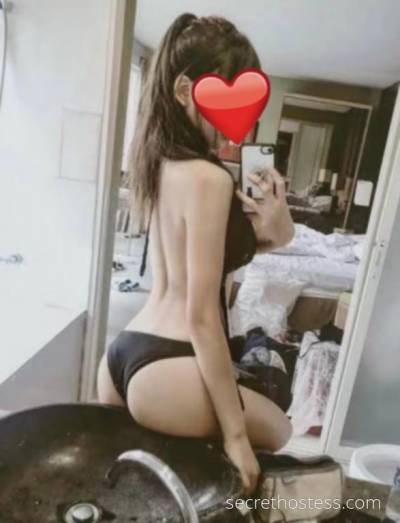 24 year old Taiwanese Escort in Daglish Perth sexy bj queen available now in subiaco