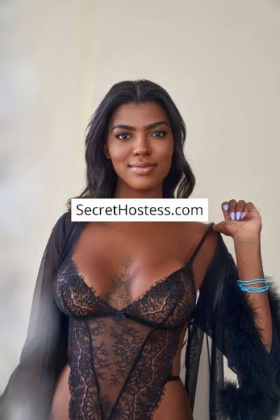 23 Year Old Latin Escort Athens Black Hair Brown eyes - Image 1