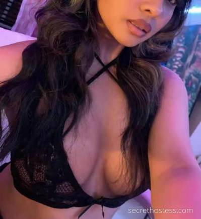 24 year old Escort in Melbourne Melbourne sexy wet babe here big boobs waiting for play