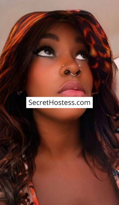 22 Year Old Ebony Escort Accra Black Hair Brown eyes - Image 2