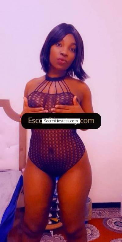 22 Year Old Black Escort Riyadh Black Hair Brown eyes - Image 5