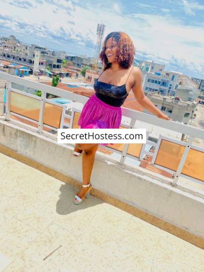 22 Year Old Ebony Escort Accra Brown Hair Brown eyes - Image 3