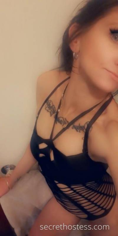 34 year old Escort in Hobart Hosting tonight - MOONAH private room reward – 34
