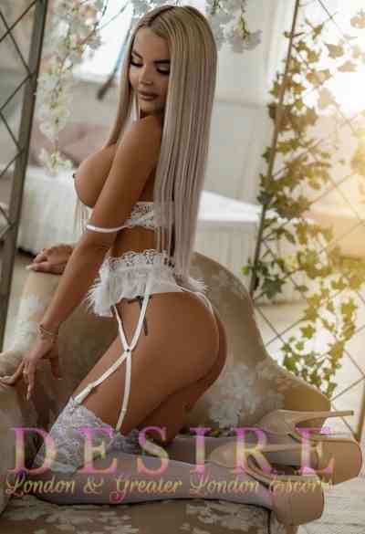 23 year old European Escort in London Ava - desire escorts agency
