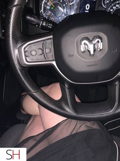 28Yrs Old Escort 154CM Tall Winnipeg Image - 1