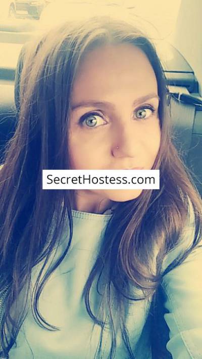 32 Year Old Caucasian Escort Milan Brown Hair Green eyes - Image 3