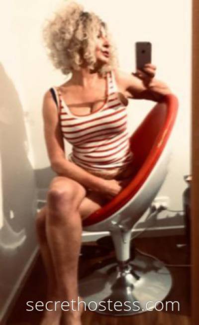 41 year old Australian Escort in Melbourne Busty AUSSIE MILF - PORN STAR BODY