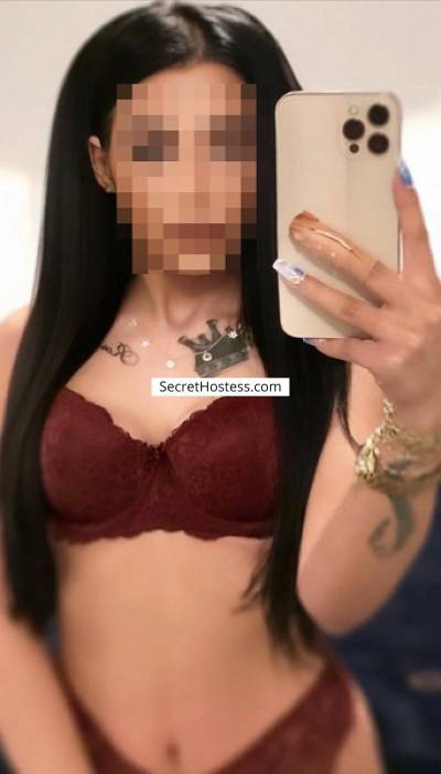 22 Year Old Caucasian Escort Duisburg Brunette - Image 2