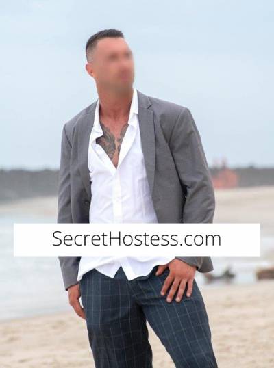 33Yrs Old Escort 193CM Tall Brisbane Image - 1