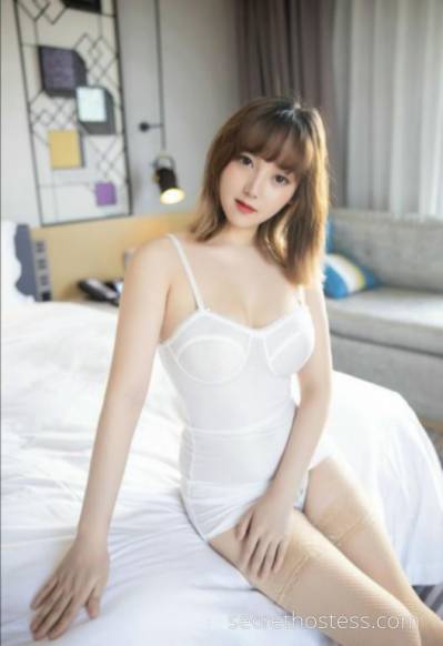 22 year old Filipino Escort in Box Hill Melbourne Deep throat A nal Sex I’m your uni slut girl Lets fu ck