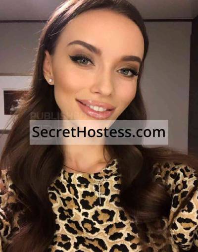 27 Year Old Ukrainian Escort Luxembourg Brown Hair Green eyes - Image 6