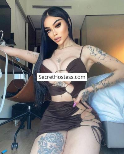 27 Year Old Mixed Escort Porto Black Hair Black eyes - Image 2