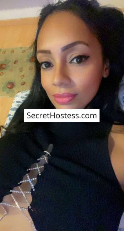 27 Year Old Latin Escort Pula Black Hair Brown eyes - Image 3