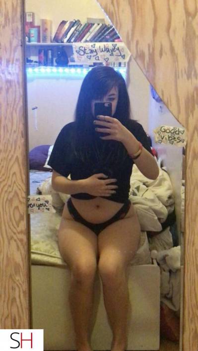 18 year old Asian Escort in Calgary Threesome