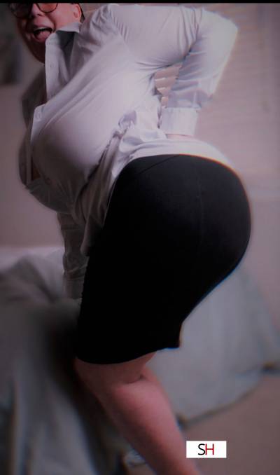 30 Year Old Caucasian Escort Atlanta GA Brunette - Image 8