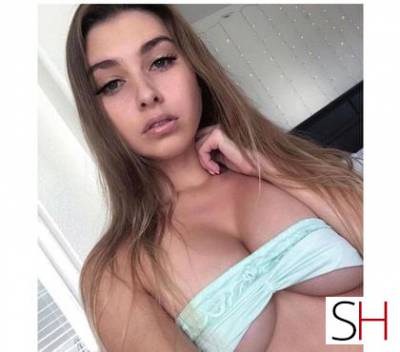 23 year old Escort in Balbriggan Dublin Hello my loves, my name is Emma ,I'm 26 years old