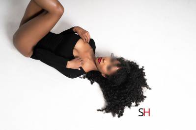 29 Year Old Ethiopian Escort Charlotte NC Brown eyes - Image 9