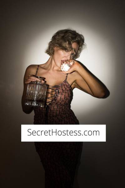 Isla Winters 30Yrs Old Escort Size 6 167CM Tall Melbourne Image - 8