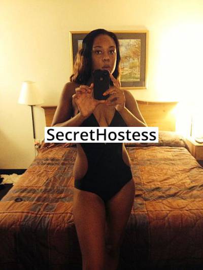 30 Year Old American Escort Atlanta GA Brunette - Image 3