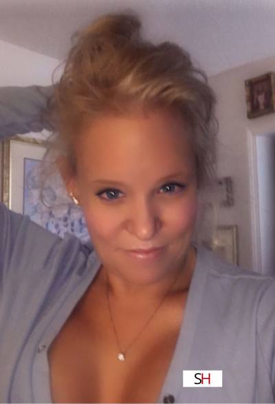 40Yrs Old Escort Size 8 168CM Tall New Haven CT Image - 2