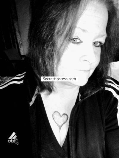 45 year old Caucasian Escort in Fairborn OH Ivy bliss, Independent Escort