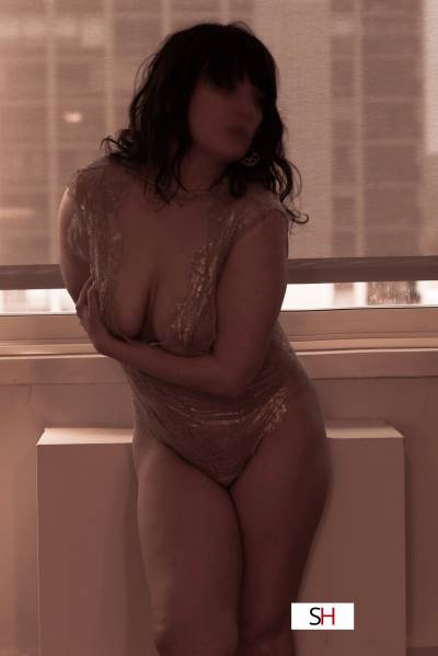 Escort Size 6 159CM Tall Chicago IL Image - 5