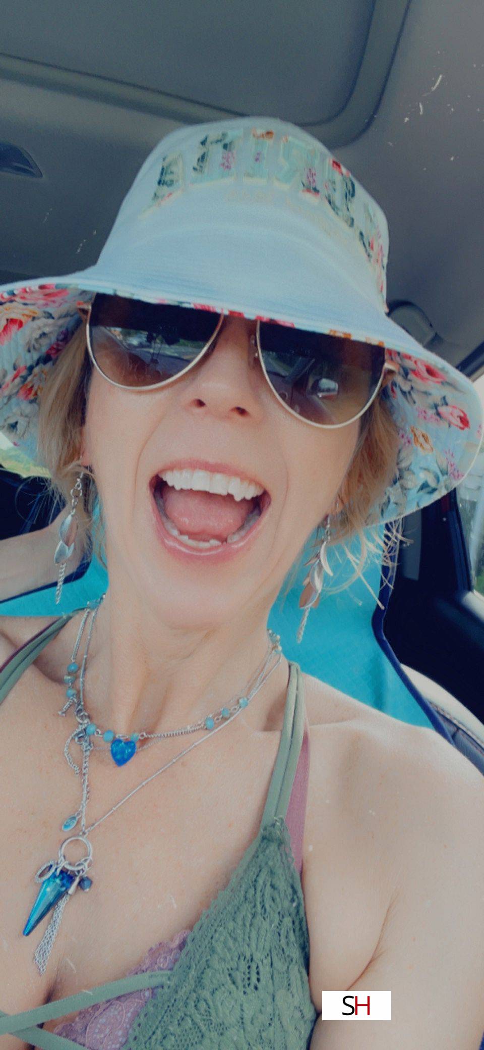 40Yrs Old Escort Size 8 169CM Tall Jacksonville FL Image - 6