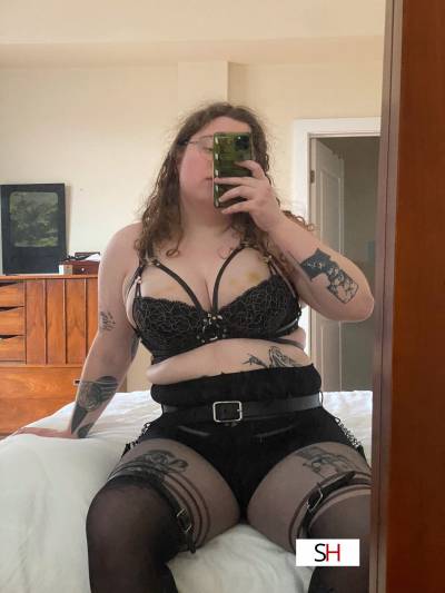 20 Year Old American Escort Chicago IL Brunette - Image 1