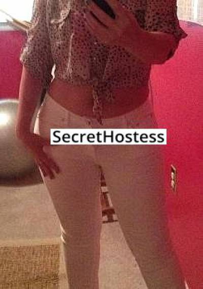 41 Year Old Caucasian Escort Washington DC Brunette - Image 2