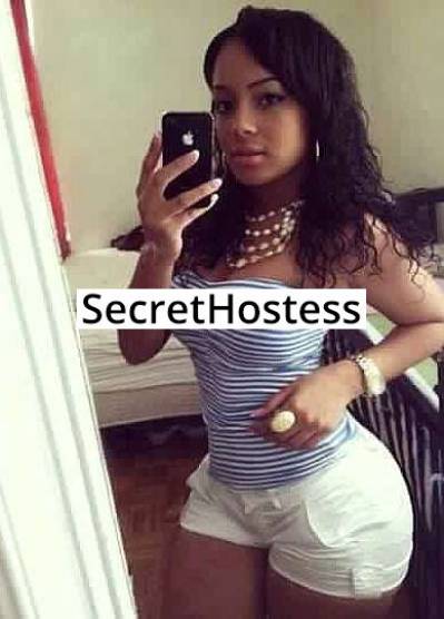 21 Year Old Latino Escort Chicago IL Brunette - Image 1