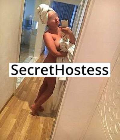 30 Year Old Caucasian Escort Chicago IL Brunette - Image 1