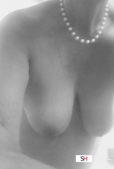 0 year old Hungarian Escort in Charleston SC Chloe Sadie Johnson - Intimate fantasies fulfilled