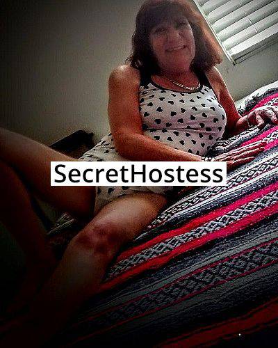 45 Year Old Caucasian Escort Atlanta GA Brunette - Image 4