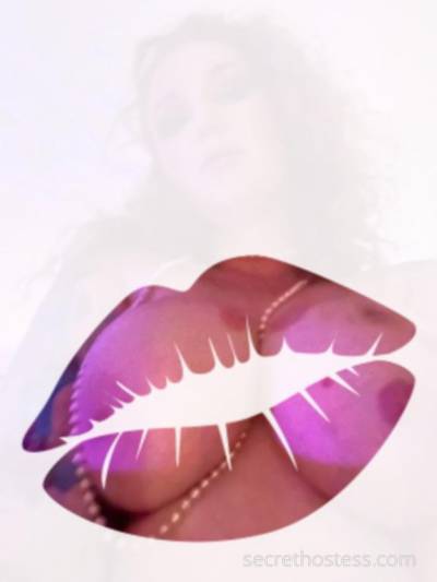 29 year old Escort in Perth Whore needs filling