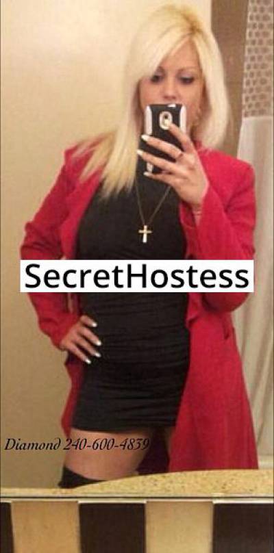 30 Year Old Mixed Escort Washington DC Brunette - Image 7