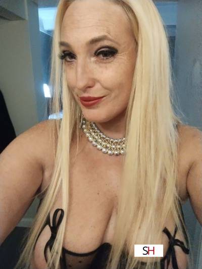 40 year old Irish Escort in Virginia Beach VA Cougarlicious - Cougarlicious Porn Play