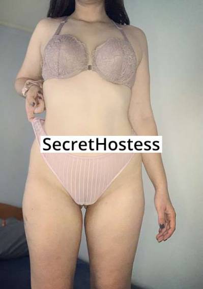 21 Year Old Caucasian Escort Chicago IL Brunette - Image 9