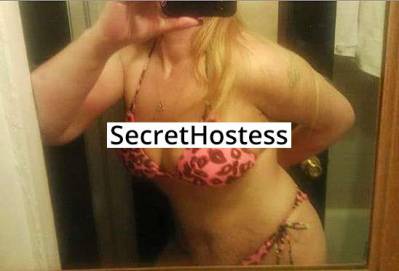 41 Year Old Caucasian Escort Chicago IL Blonde - Image 2