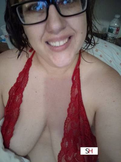 40 Year Old American Escort Seattle WA Brunette - Image 2