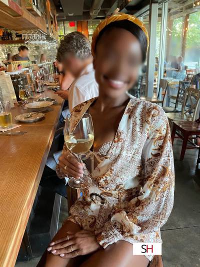 20 year old Caribbean Escort in Austin TX Clair De Lune - The Island Girl Next Door