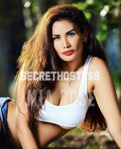 30 Year Old Hispanic Escort Miami FL Brunette - Image 2