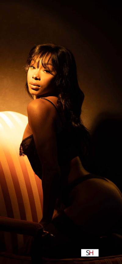 21Yrs Old Escort Size 8 169CM Tall Chicago IL Image - 0