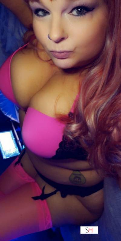 Cassie - Upscale cury redhead in St. Louis MO