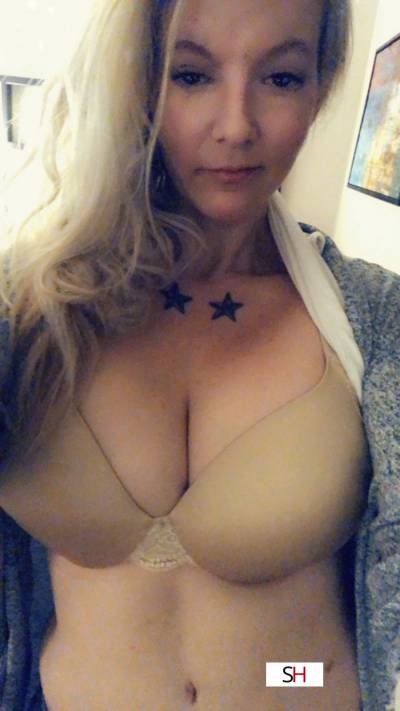 Nikki - Sexy Busty Blonde! Baltimore 30 year old Escort in Baltimore MD