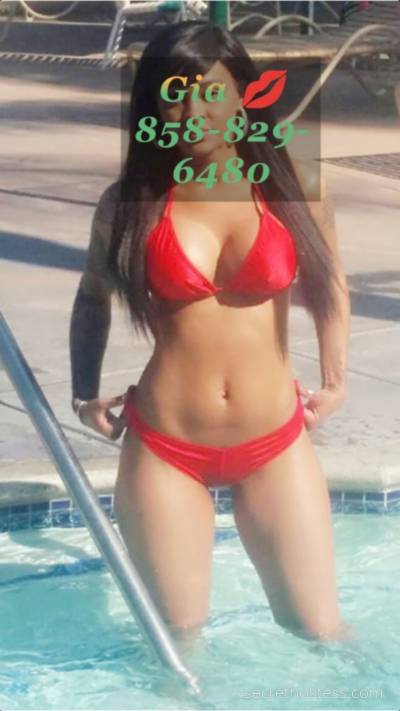 Mia Escort 175CM Tall San Diego CA Image - 2